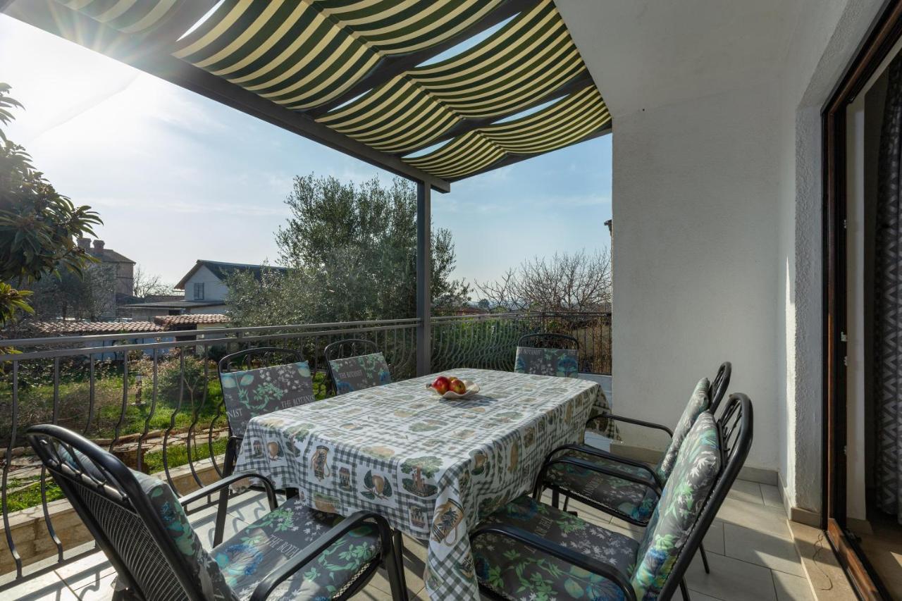 Apartment Viviana Pula Exterior photo